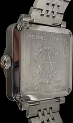 PEARL DIVER